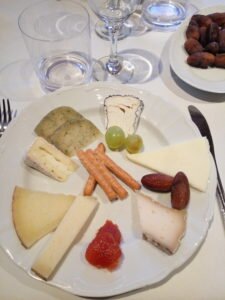 plat amb formatges